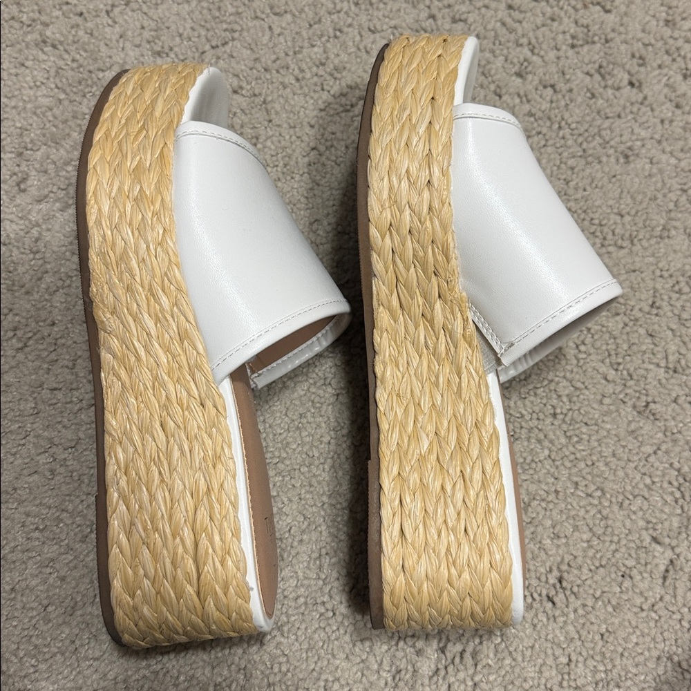 Time and Tru Women's Raffia Platform Slide Sandals-Size 7.5-White - Picture 4 of 4